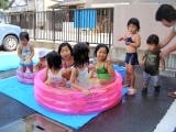 プール遊び